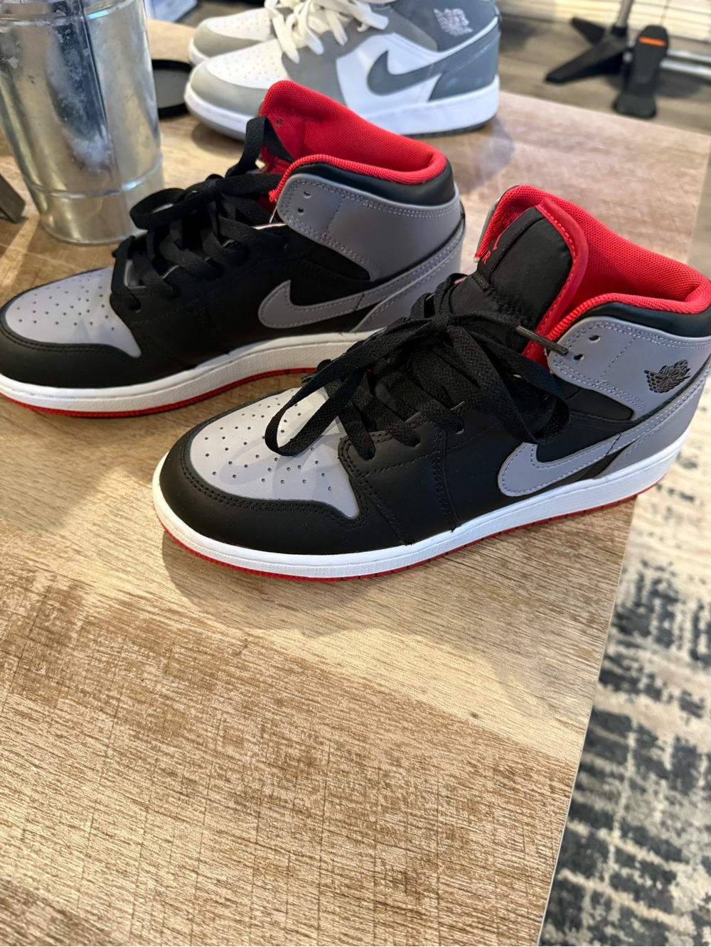 Nike Air Jordan 1 Mid GS "Bred Shadow" Black Cement Grey Fire Red DQ8423-006